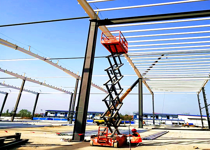 高空作業(yè)平臺(tái)_副本.jpg 高空作業(yè)平臺(tái)_副本.jpg